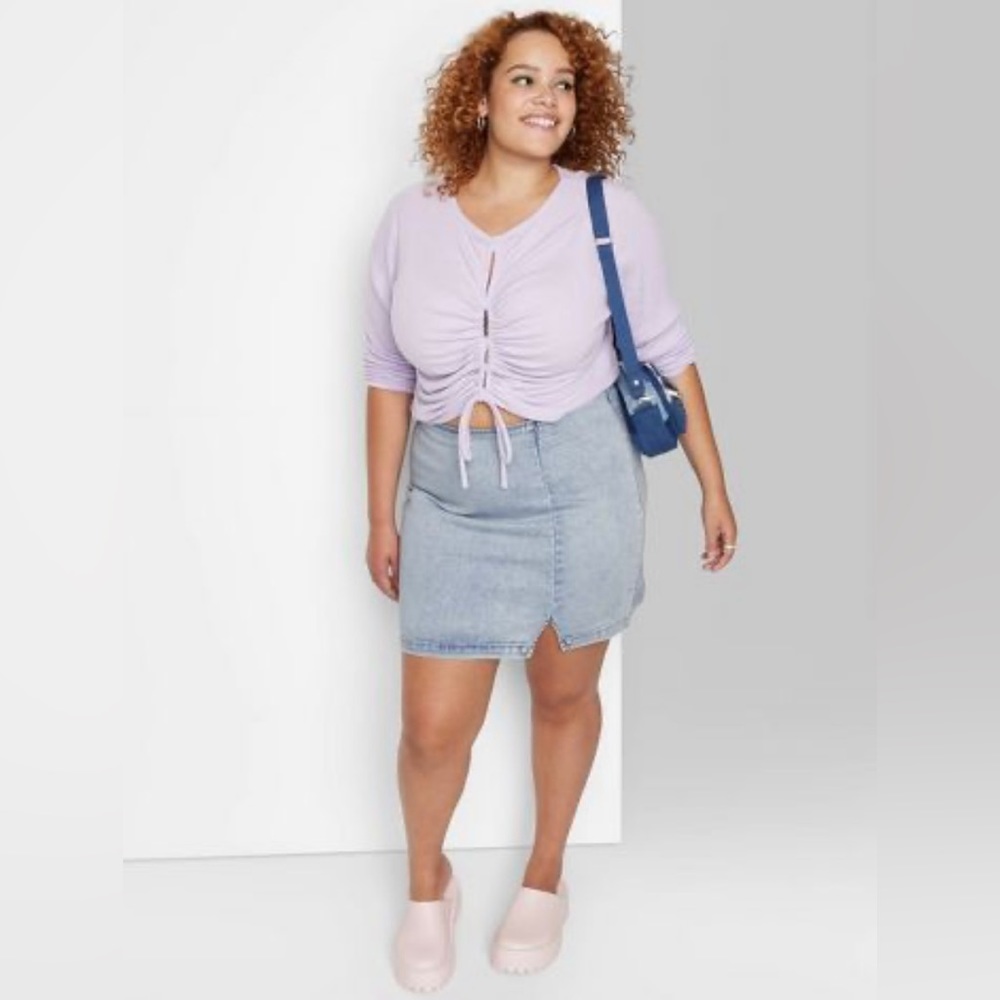 NWT Wild Fable™ - Women's Notch Front Seamed Denim Mini Skirt - size 18